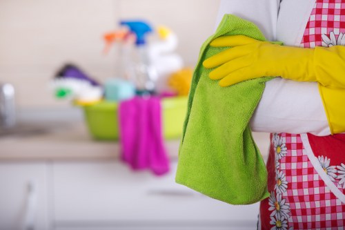Carpet and floor cleaning in a Haringey move out service