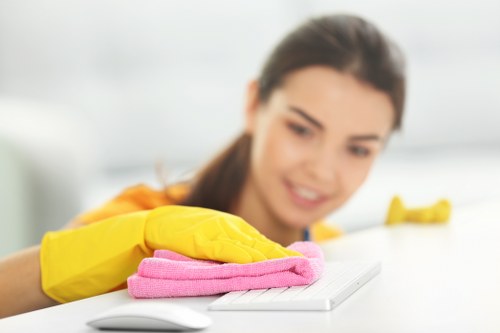 Deep house cleaning in Haringey for bathrooms and floors